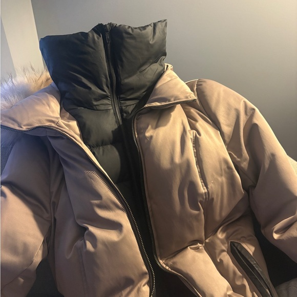 🔥 Soia & Kyo Women's Beige down and fur Puffer Jacket SzM - Picture 3 of 8
